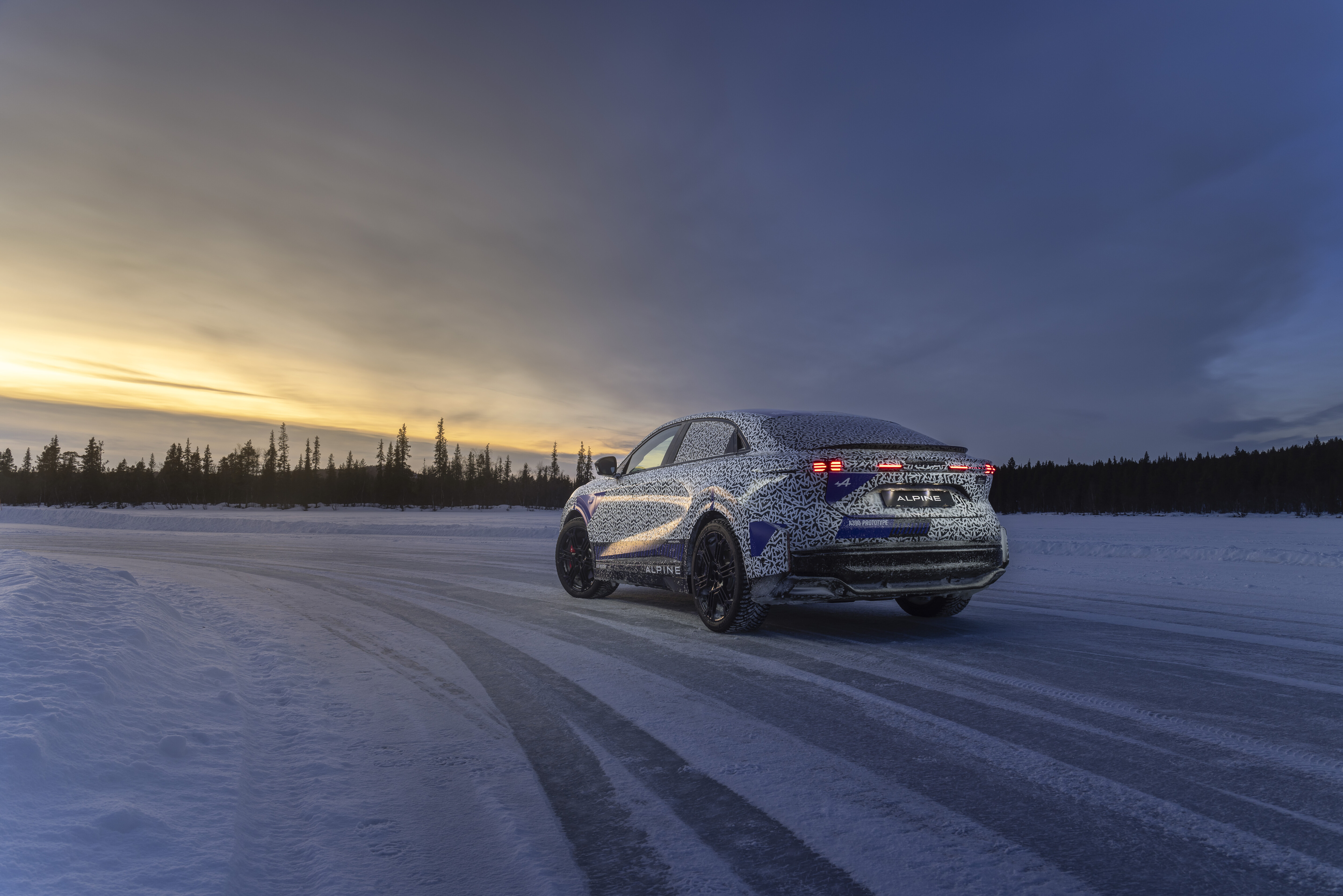 Alpine A390 1