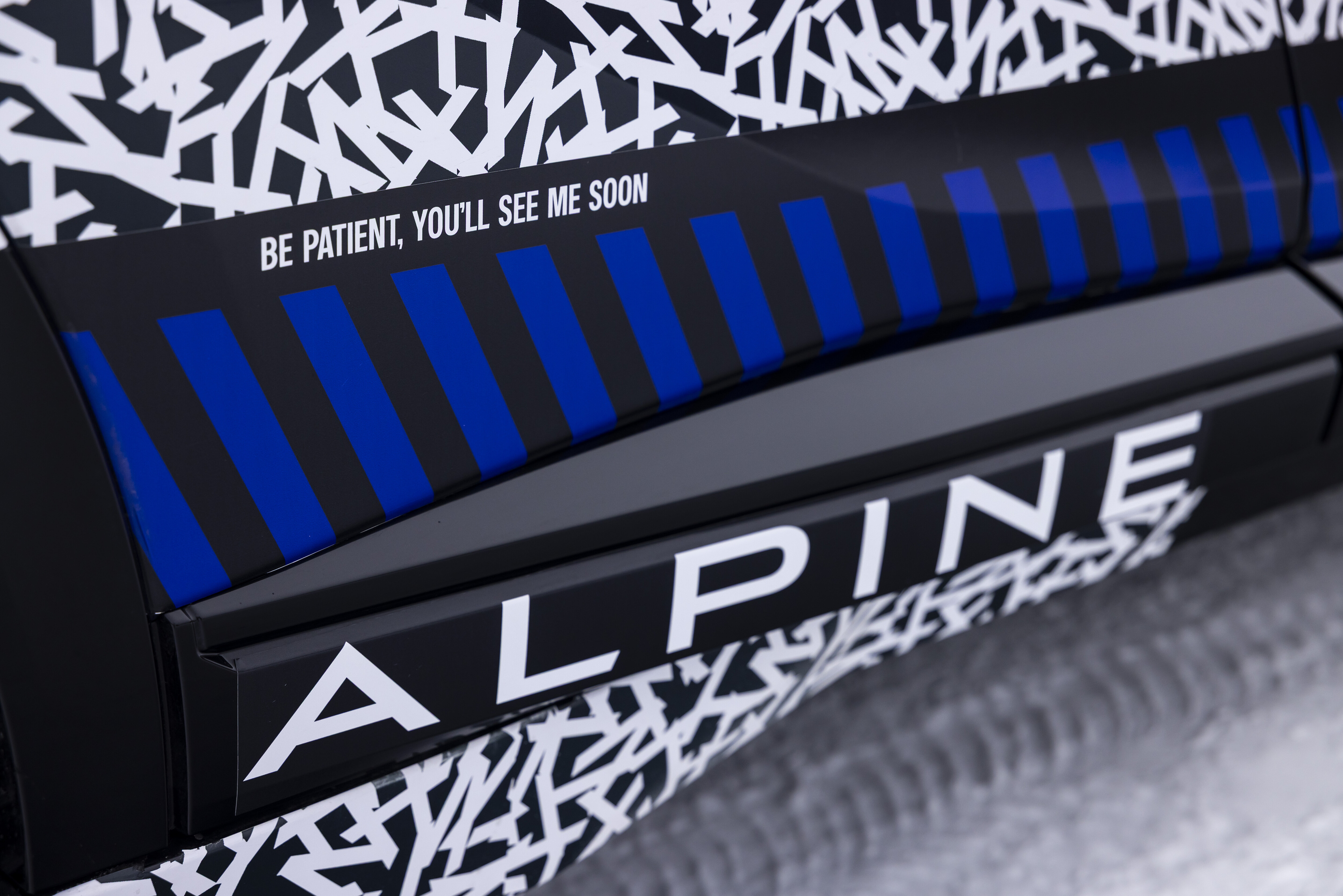 Alpine A390 3