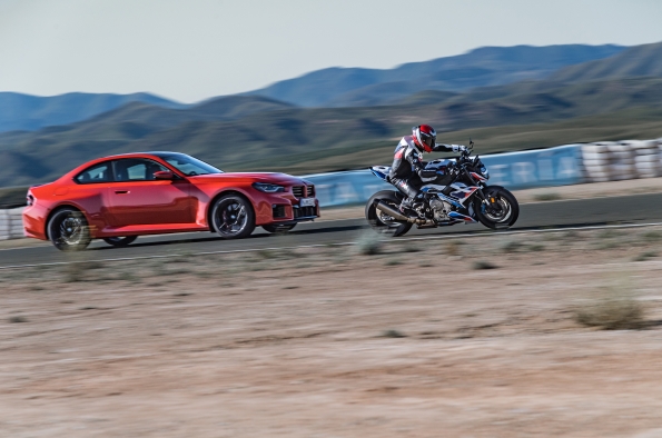 BMW M2 y BMW M 1000 R