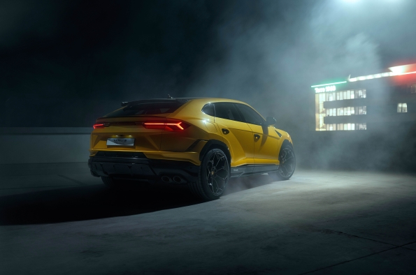 Lamborghini Urus Performante 2