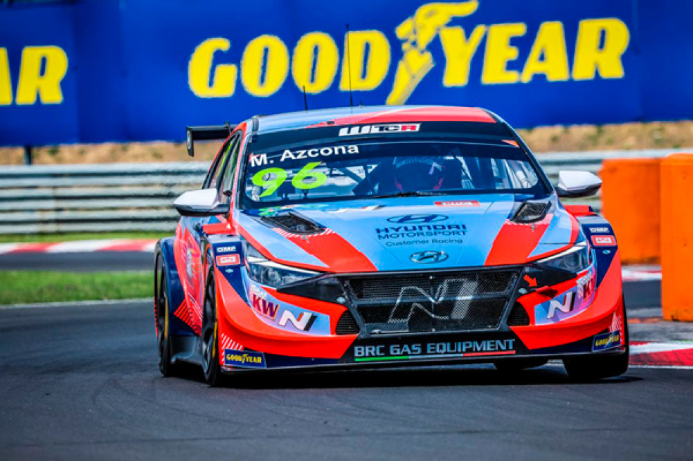 Mikel Azcona WTCR 2022 champion 3