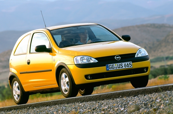 Opel Corsa 40 años 6