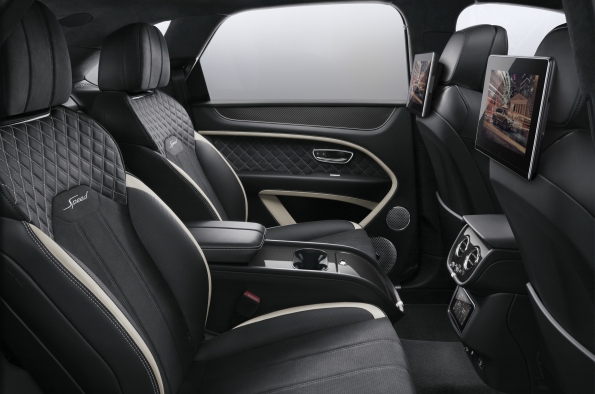 Bentley entretenimiento interior 3