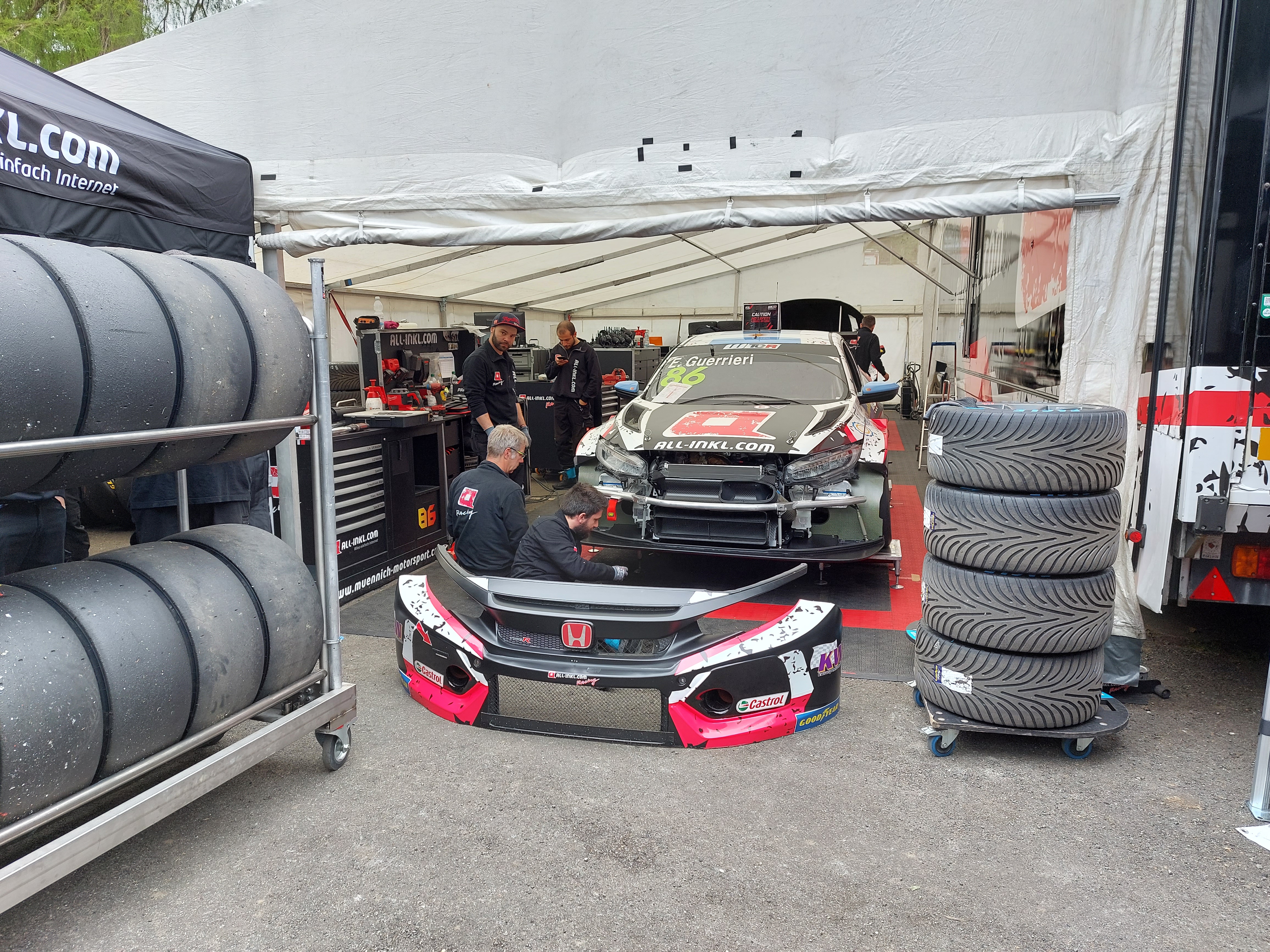 WTCR Pau Coche Guerrieri