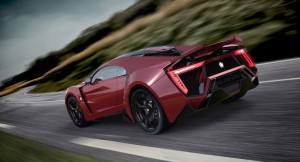 Lykan HyperSport trasera