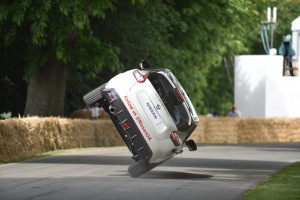 Terry Grant Nissan Juke Nismo RS a 2 ruedas