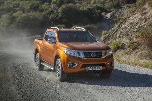 Nissan NP300 Navara frontal