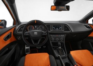 SEAT León Cross Sport interior