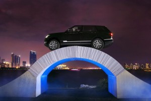 Range Rover puente de papel