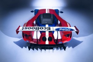 Ford GT WEC 2016 trasera