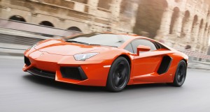 Lamborghini Aventador LP700-4 naranja