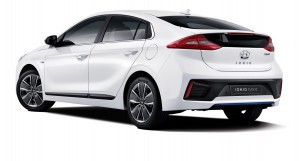 Hyundai IONIQ lateral trasera