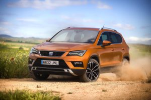 SEAT Ateca en un camino