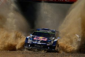 volkswagen-polo-y-sebastien-ogier-campeones-wrc-2015