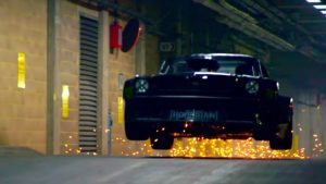 ken-block-derrapa-en-londres-salto-con-chispas