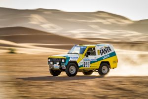 nissan-patrol-fanta-limon-a-toda-velocidad