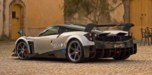 Pagani Huayra BC trasera