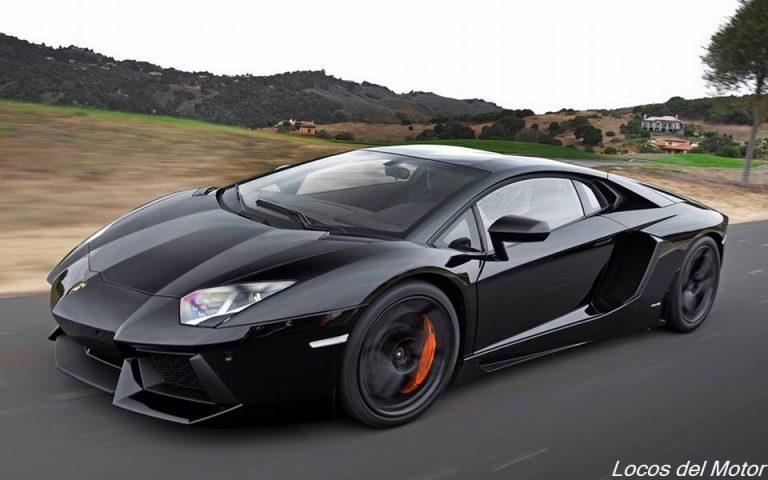 Lamborghini Aventador 768x480